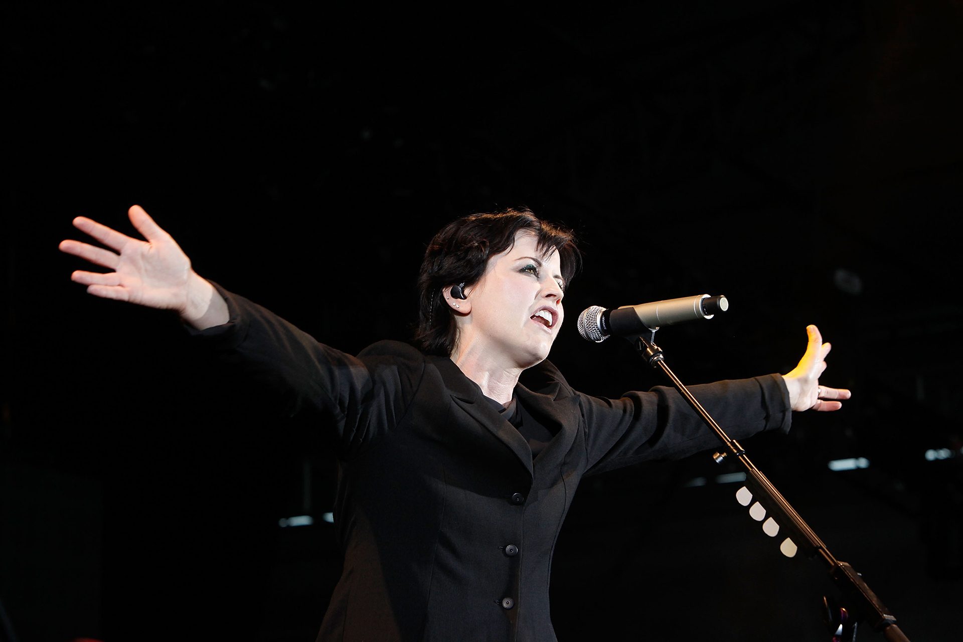 Dolores O"Riordan, vocalista do The Cranberries, morre aos 46 anos O