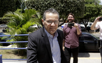 Justiça livra Silval de improbidade e manda instituto devolver quase R$ 1 milhão