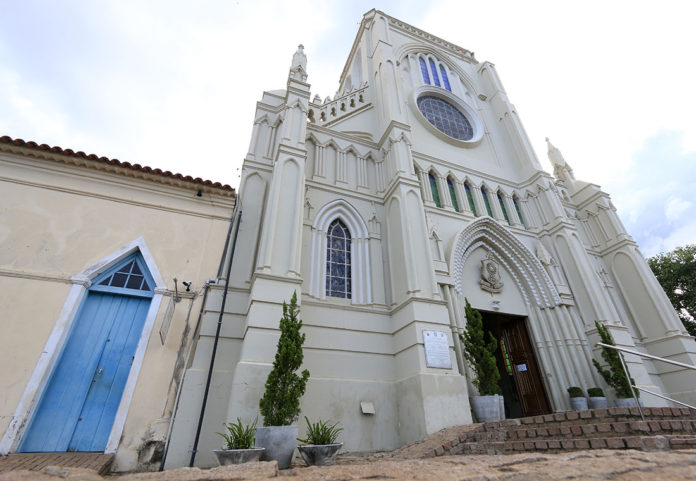 museu de arte sacra e igreja bom despacho