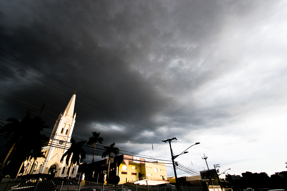 Previsão do tempo: semana será chuvosa em Cuiabá