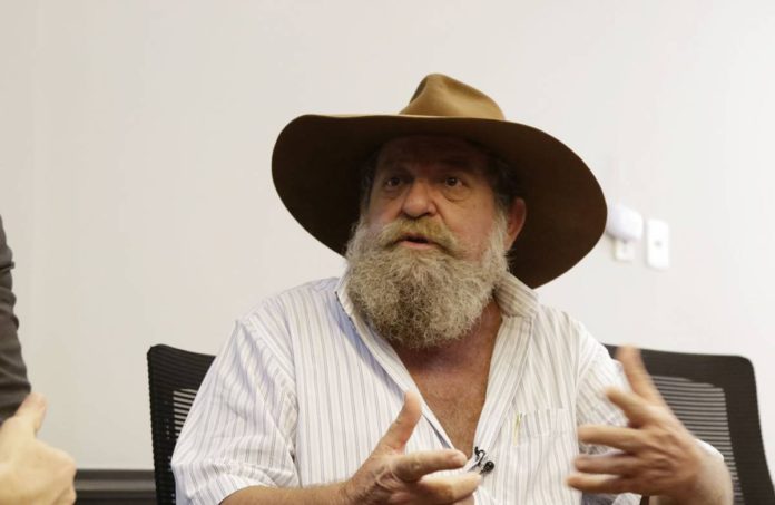 NELSON BARBUDO