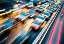 Mobilidade elétrica: a expansão de pontos de recarga e venda de veículos elétricos no Brasil