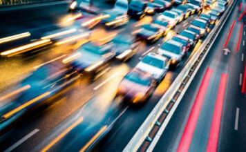 Mobilidade elétrica: a expansão de pontos de recarga e venda de veículos elétricos no Brasil