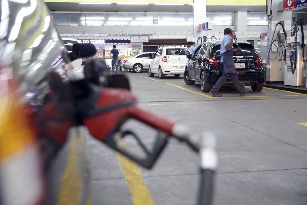 Petrobras reduz preço de venda do diesel para as distribuidoras