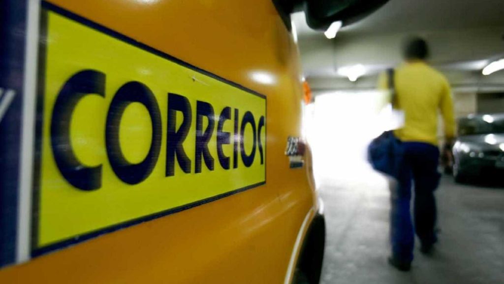 Correios realizam leilão de 41 mil itens que não puderam ser entregues