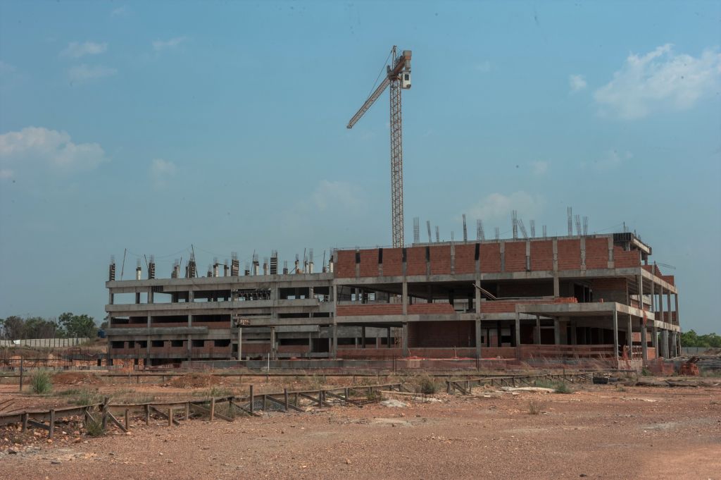 Parada desde 2013: obra do novo Hospital Júlio Müller será retomada