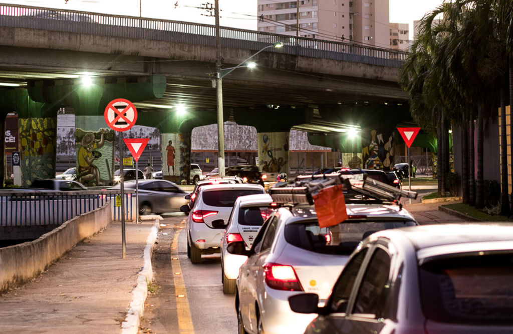 Pátio da Semob cobra diária 60 mais cara que o valor de mercado O Livre