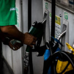 Mauro diz que Lula repete erro de Bolsonaro ao culpar ICMS por alta nos combustíveis