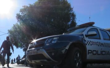 Carro com 50 kg de maconha é apreendido em Várzea Grande