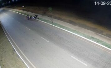 Homem tenta roubar grama da cidade e acaba preso em MT
