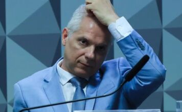 Ex-presidente do INSS é preso pela polícia federal