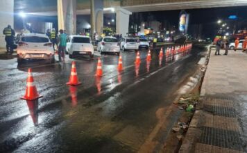Embriagado e dirigindo na chuva: Cinco pessoas são presas na noite de ontem em operação lei seca
