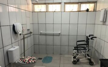 Dia Mundial do Banheiro é celebrado com ação social na Casa da Mãe Joana