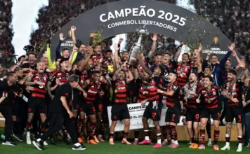 Flamengo vence Palmeiras e vira 1º brasileiro tetra da Libertadores