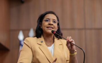 Gisela Simona cobra reação a ataques contra mulheres na política