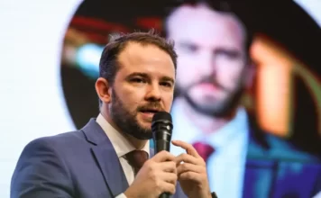 Novo ministro da Fazenda assume com desafio fiscal e medidas emergenciais