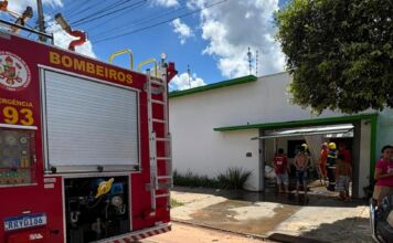 Incêndio atinge placas solares em usina fotovoltaica em Sinop